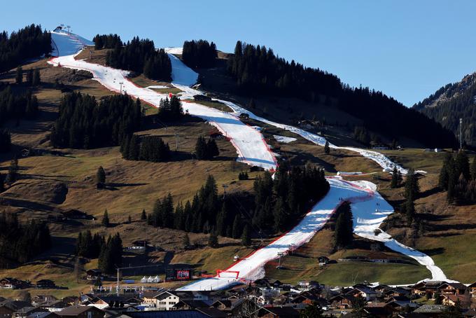 Adelboden letos v nenavadni podobi. | Foto: Reuters