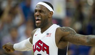 Dovolj ima: LeBron želi v Pariz in novači najboljše Američane