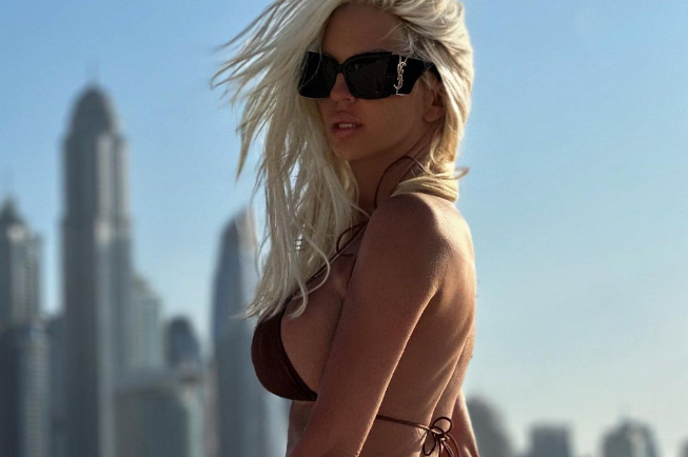 Jelena Kraleuša | Jelena Karleuša je znana po tem, da rada deli svoje razgaljene fotografije. | Foto Jelena Karleuša/Instagram