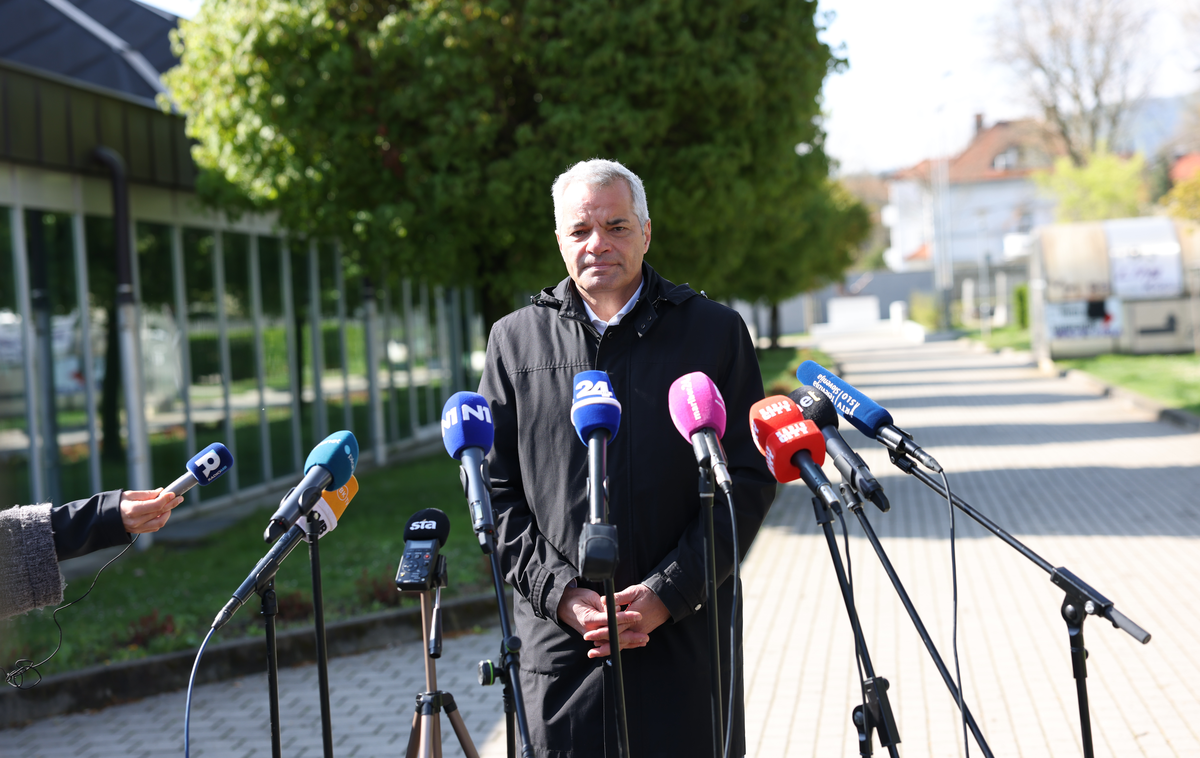 Saša Arsenovič | Arsenovič je na novinarski konferenci priznal napad na mladoletnika in se za dejanje opravičil. | Foto Mediaspeed