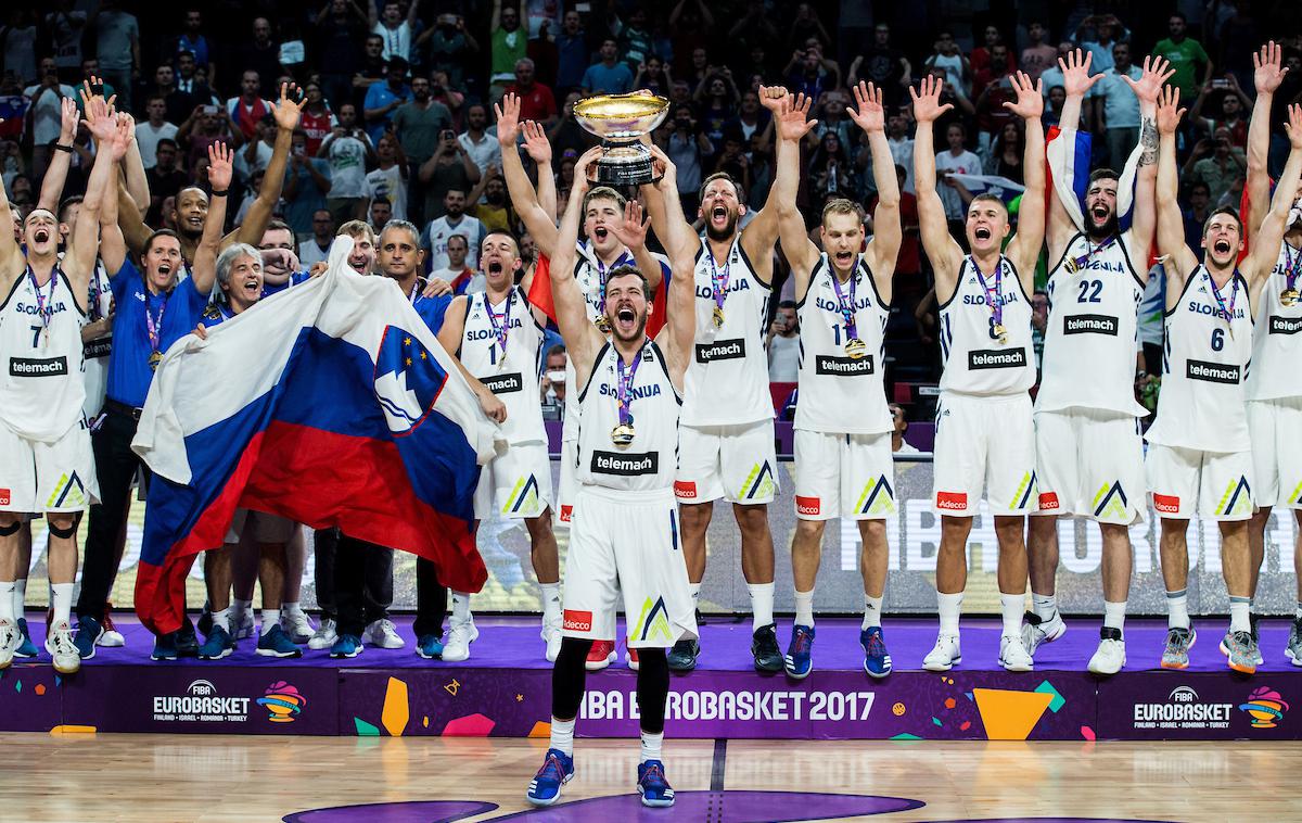 Goran Dragić | Pokal za najboljšo evropsko reprezentanco bo po vsej verjetnosti v Ljubljani ostal kar pet let. | Foto Vid Ponikvar