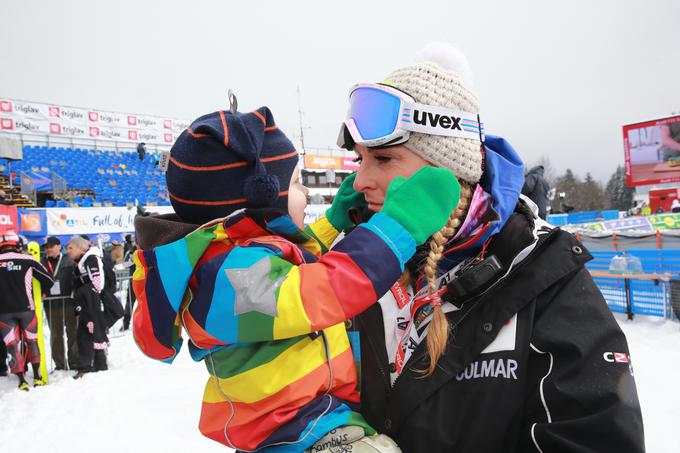 Janica z nečakom Ivanom na Vitrancu leta 2016.  | Foto: Mediaspeed