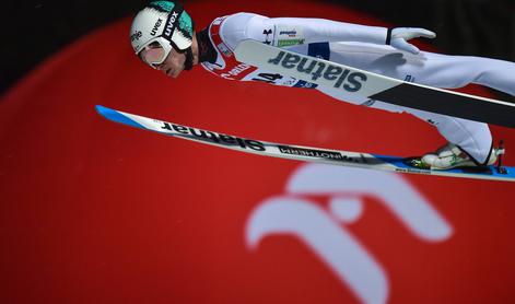 Peter Prevc med najdaljšimi, povratnik Lanišek v kvalifikacijah 30.