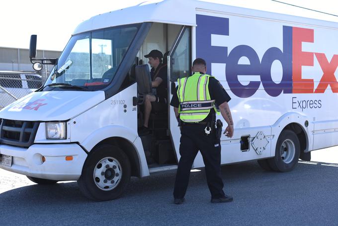 policija fedex | Foto: Reuters