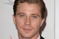 Garrett Hedlund bo kapitan Kljuka v filmu Pan