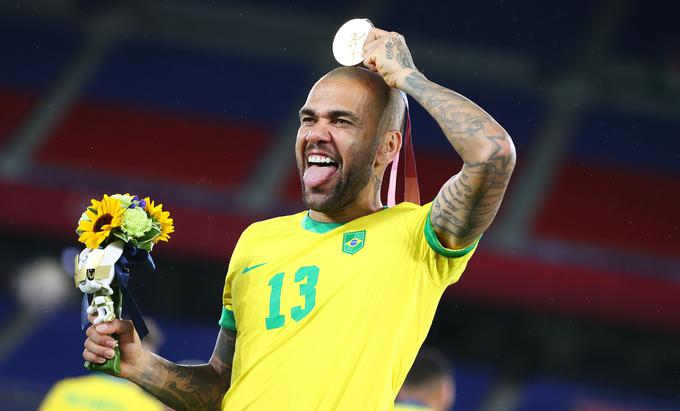 Dani Alves bo kariero nadaljeval v Mehiki,  podpisal je pogodbo za Club Universidad Nacional. | Foto: Reuters