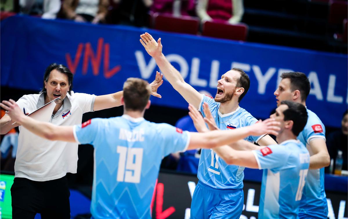 slovenska odbojkarska reprezentanca : Iran, liga narodov, Gheorghe Cretu | Slovenski odbojkarji bodo ob 17. uri polfinale lige narodov lovili proti Japonski. | Foto Volleyballworld