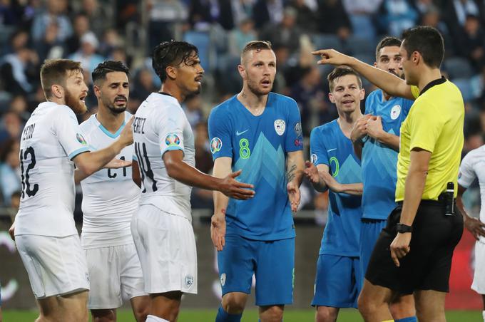 Slovenija je že v prvem polčasu pokazal, da je boljši nasprotnik. | Foto: Reuters