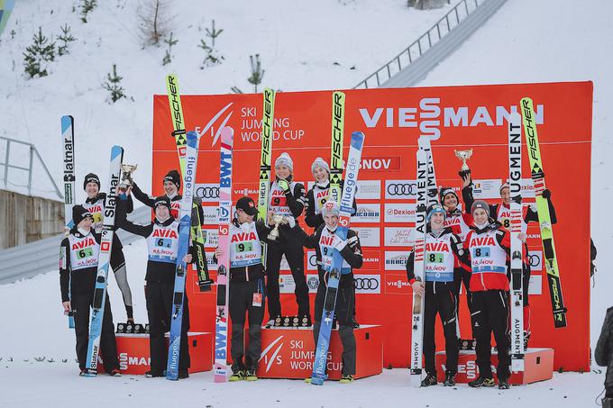 Najboljše tri reprezentance. | Foto: Sportida