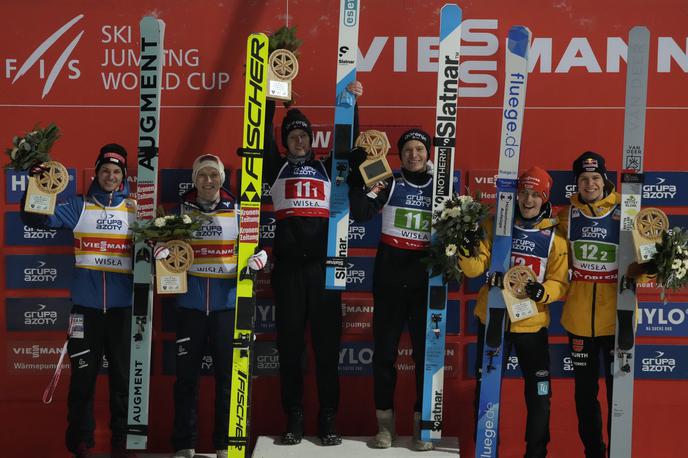 Lovro Kos, Anže Lanišek, Wisla | Anže Lanišek in Lovro Kos sta zmagovlca razburljive tekme v Wisli. | Foto Guliverimage