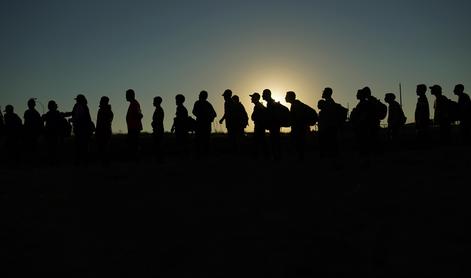 Kaj liste menijo o migracijah in schengnu