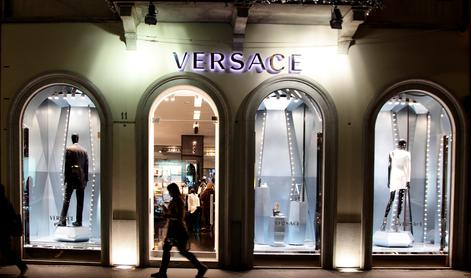 Michael Kors za 1,8 milijarde evrov prevzel Versace