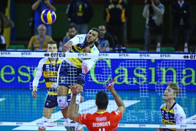 Earvin Ngapeth ima dovolj bolgarskega trenerja. | Foto: Azimut Modena Volley