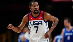 Ameriški zvezdniki so se znesli nad Čehi, Kevin Durant postavil rekord