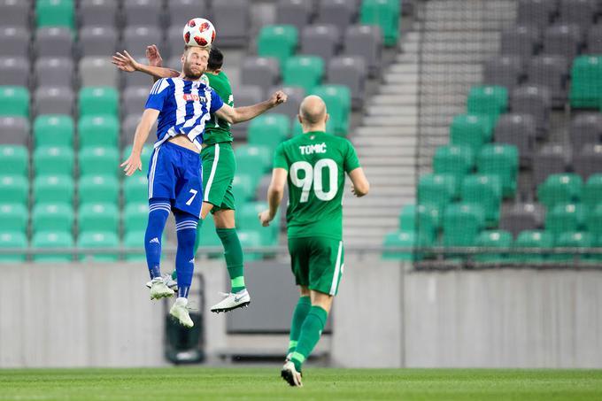 Finci so zapretili na začetku tekme, potem pa je začela prevladovati Olimpija. | Foto: Urban Urbanc/Sportida