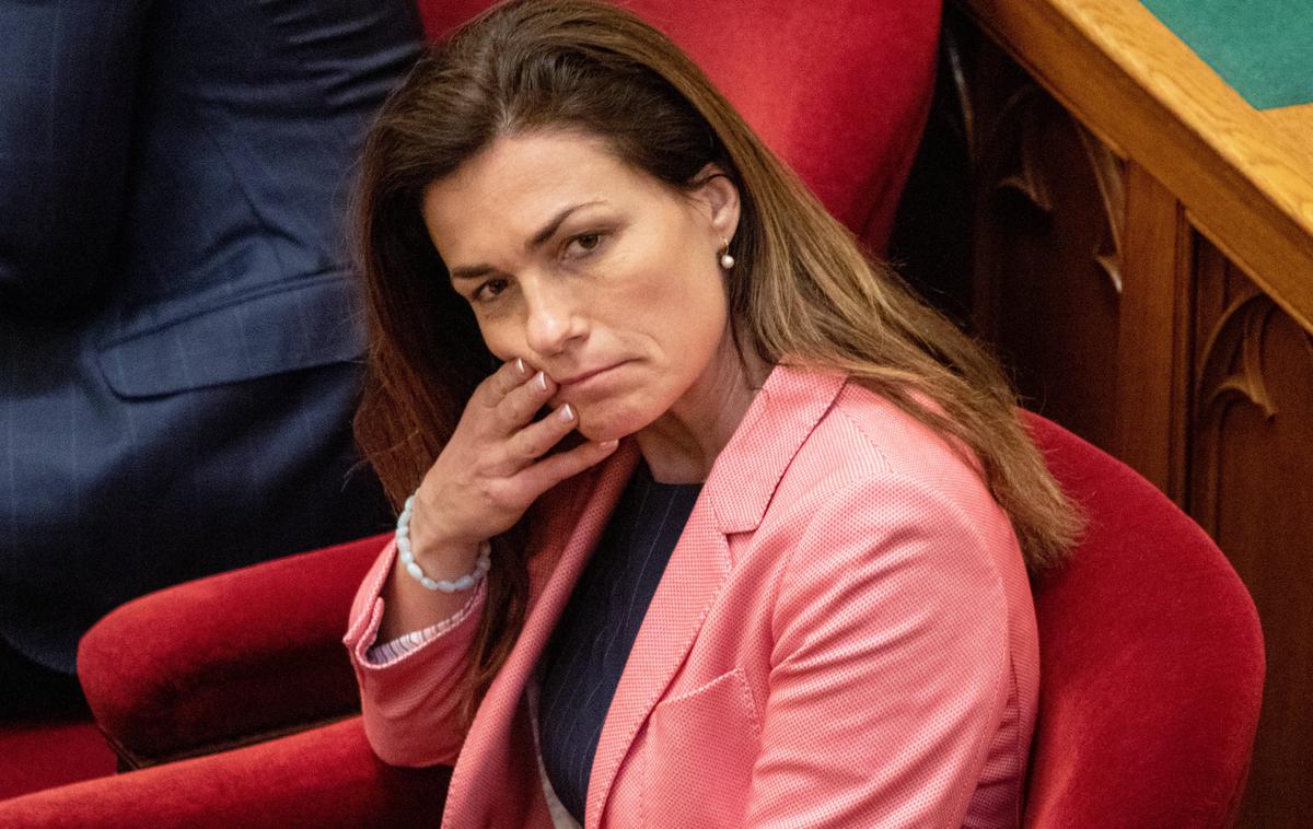 Judit Varga | Judit Varga kljub odstopu s položaja poslanke ostaja zvesta Viktorju Orbanu. Tako se je znašla na nasprotnem političnem bregu s svojim nekdanjim možem Petrom Magyarom. | Foto Guliverimage