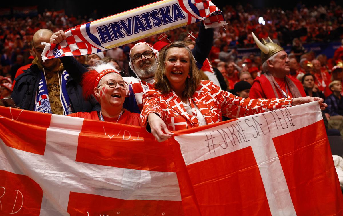 Hrvaška Danska | Hrvaška je imela tudi na Norveškem bučno podporo. Vseeno pa je bilo bistveno več navijačev v Oslu privržencev Danske. | Foto Reuters