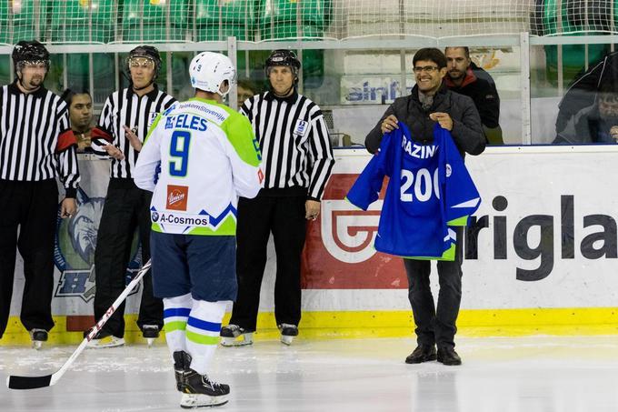 V dresu slovenske reprezentance je zbral rekordnih in težko dosegljivih 212 nastopov.  | Foto: 