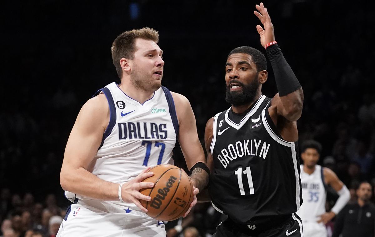 Luka Dončić Kyrie Irving | Luka Dončić in Kyrie Irving sta soigralca, skupaj pa bosta morda zaigrala v noči na soboto. | Foto Guliverimage