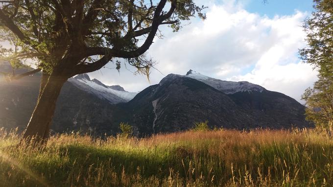 Tanjo Cirman bolj kot v velemesta vleče v manjše kraje in v naravo v imenu spoznavanja lokalnega vsakdana, navad in načinov življenja ter med domačine. Fotografija je z juga Čila. | Foto: Arhiv Tanje Cirman