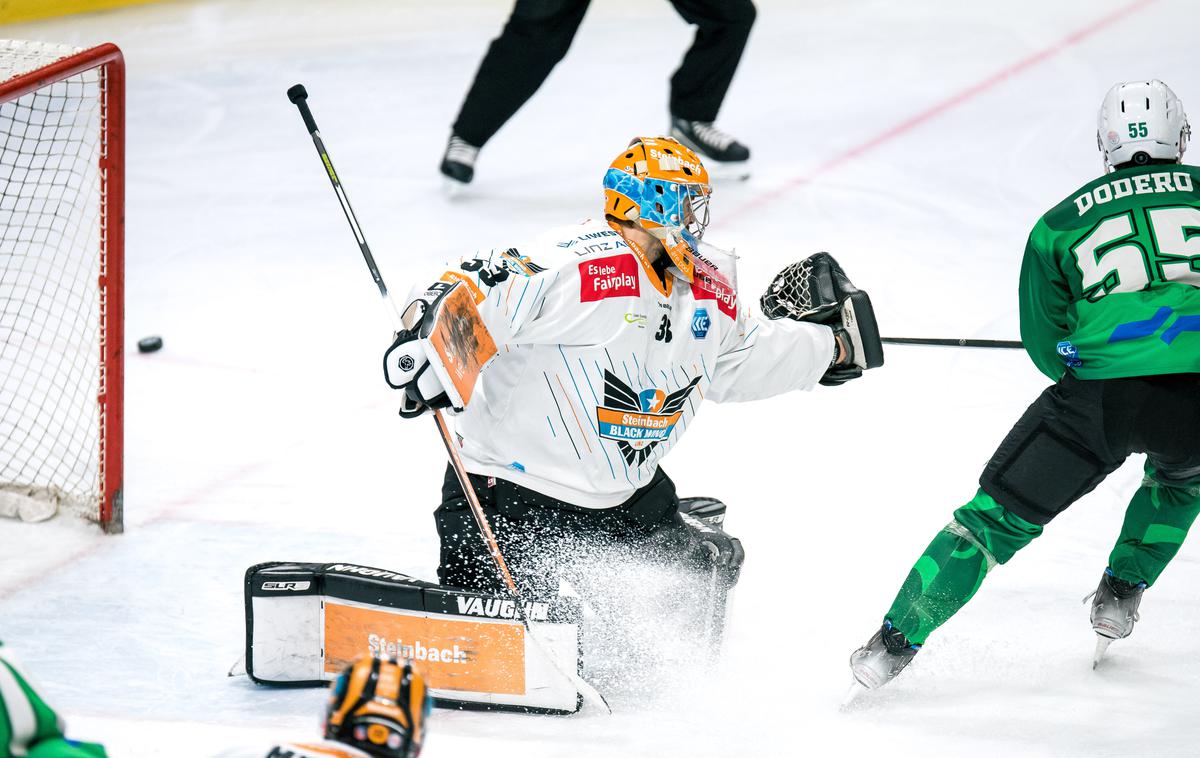 HK Olimpija : Black Wings Linz | Linz si je priboril mesto v končnici lige ICEHL, Olimpija je seono končala že po rednem delu tekmovanja. | Foto HKO/Domen Jančič