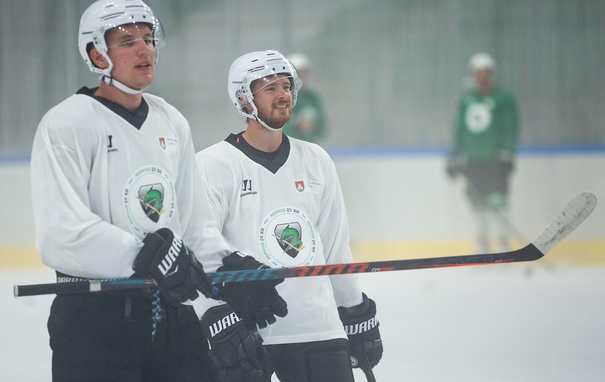 HK SŽ Olimpija trening | Hokejisti Olimpije so serijo pripravljalnih tekem odprli z zmago po kazenskih strelih. Nov obračun jih čaka v nedeljo. | Foto Grega Valančič/Sportida