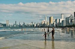 Z nepremišljeno gradnjo ljudi preganjajo s priljubljene plaže