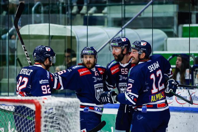 Anže Kuralt | Anže Kuralt si je s soigralci Fehervarja priigral prvi finale IceHL. | Foto Guliverimage