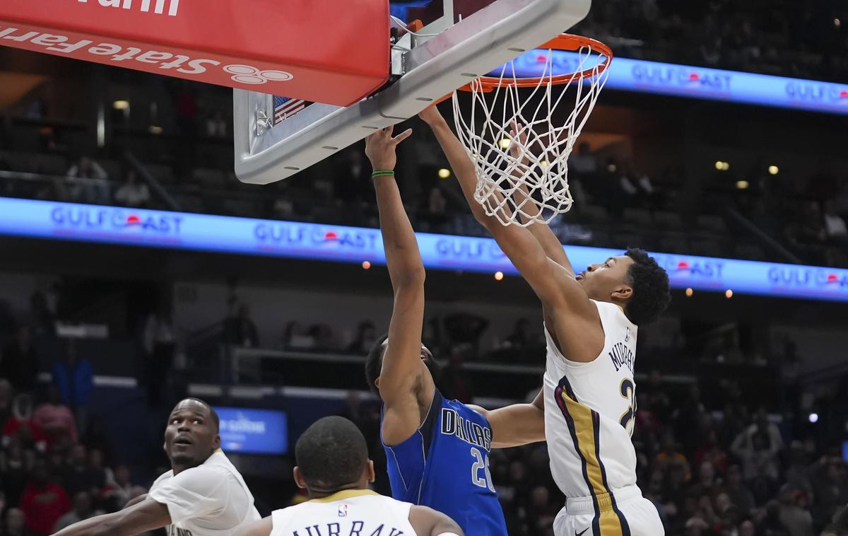 Spencer Dinwiddie | Sporna blokada Murphyja, ki so jo sodniki priznali. | Foto Guliverimage