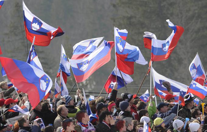 Slovenija je glede na število izseljencev med 40 evropskimi državami na 27. mestu. Slovenija je imela glede na število prebivalcev med drugim manj izseljencev kot Velika Britanija, Češka in Švica ter malenkost več kot Avstrija. Po podatkih Združenih narodov je v tujini leta 2015 živelo 140.490 izseljencev iz Slovenije. Od tega 39.738 v Nemčiji, 19.587 na Hrvaškem, 17.908 v Avstriji, 10.930 v Srbiji, 9.190 v Kanadi, 8.715 v ZDA, 8.577 v Avstraliji in 4.669 v Italiji. | Foto: Reuters