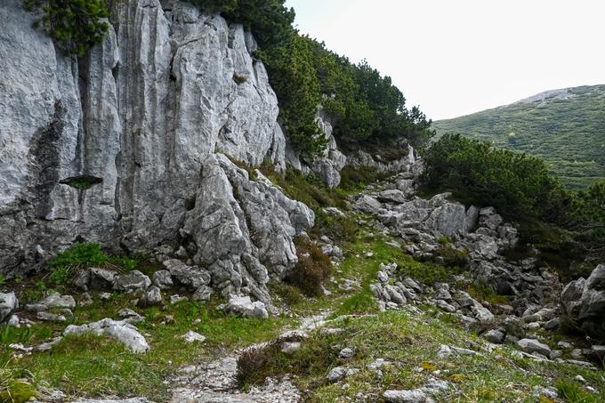 Druga tretjina poti je precej zložna. | Foto: Matej Podgoršek