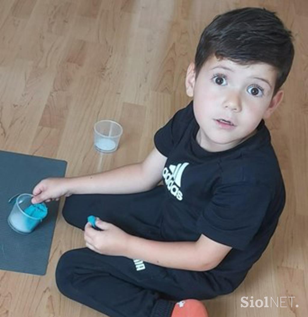 Adi, 5 let. Božiček za male borce