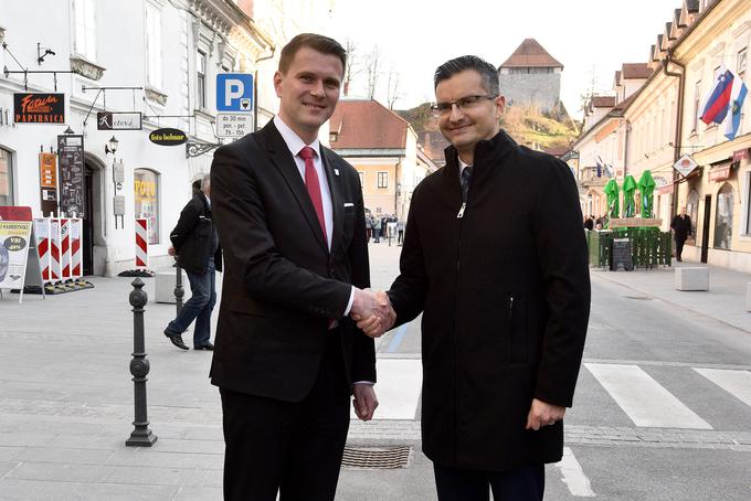 Matej Slapar je na županskem stolu leta 2018 zamenjal Marjana Šarca. | Foto: STA ,