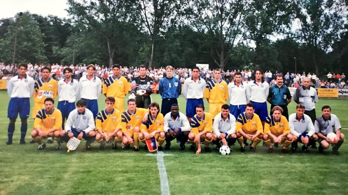 Nogometni klub Beltinci je ponosen na številne legendarne nogometaše, ki so nosili njegov dres in ponesli v svet glas o najbolj nogometni vasi v Sloveniji. Med njimi so izstopali Štefan Škaper, Milan Osterc, Vlado Milošević, Boško Bošković, Goran Gutalj, Dušan Kosić, Stanislav Kuzma, Saša Gajser, Issah Moro, Emir Džafić, Sergej Neiman … | Foto: ND Beltinci