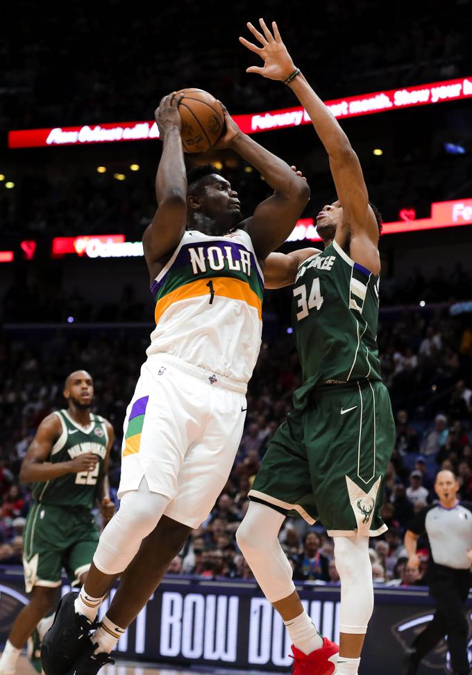 Zion Williamson gosti tekmece v dvorani z najmanj sedeži v ligi NBA. | Foto: Reuters