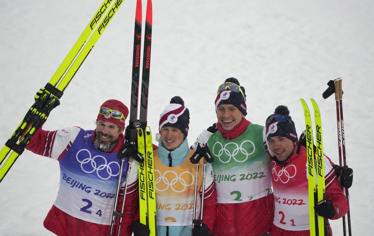 Sergej Ustjugov, Denis Spicov, Aleksander Bolšunov in Aleksej Červotkin | Sergej Ustjugov, Denis Spicov, Aleksander Bolšunov in Aleksej Červotkin so se veselili zlata. | Foto Guliverimage