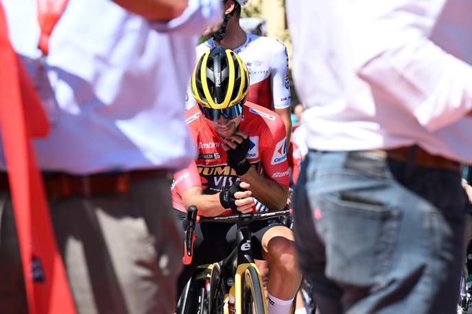 Primož Roglič, Vuelta22 | Primož Roglič je rdečo majico vodilnega na letošnji Vuelti oblekel za eno etapo, pomembno mu je, da jo ima zadnji dan dirke v Madridu. | Foto Guliverimage