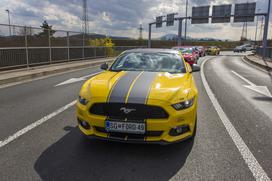 ford mustang karavana neukrotljivih avtosalon