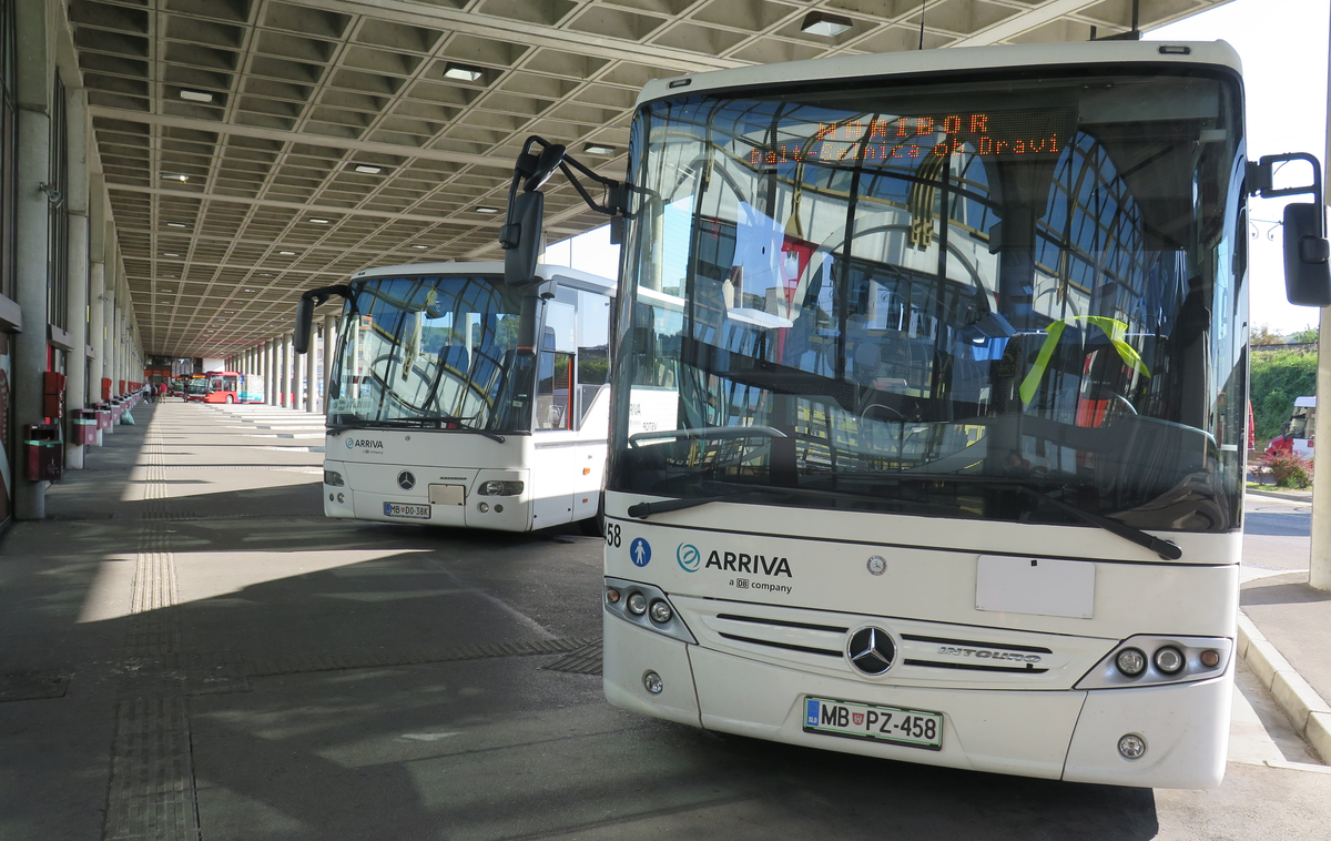 Arriva, avtobus | Arriva Slovenija, ki se je v preteklih letih s prevzemi močno okrepila na slovenskem trgu, je poleg Nomaga glavni ponudnik avtobusnih prevozov v državi. | Foto STA