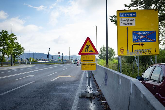 Obvoz je urejen po Letališki, krožišču Tomačevo ali prek Šentjakoba. | Foto: Ana Kovač