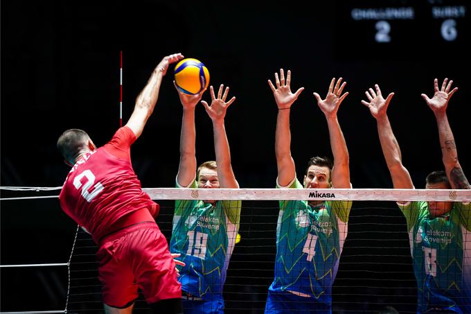 Slovence v soboto ob 12.25 čaka tekma z Japonci. | Foto: Volleyball World