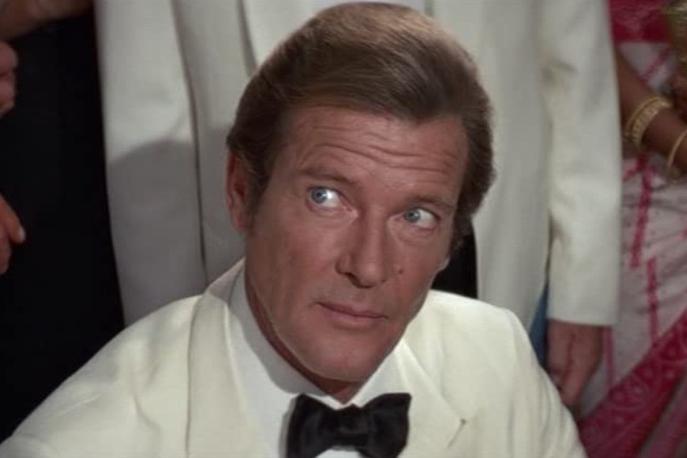 James Bond, Roger Moore