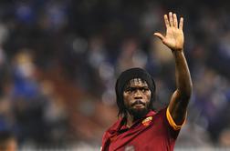 Gervinho navdušeno sporočal svojo odsotnost in priklical roparje