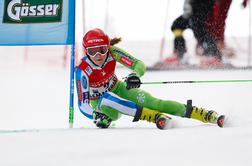 Mikaela Shiffrin razred zase, Ana Drev odlična šesta