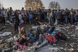 V ponedeljek  v Slovenijo prišlo nekoliko manj migrantov in beguncev