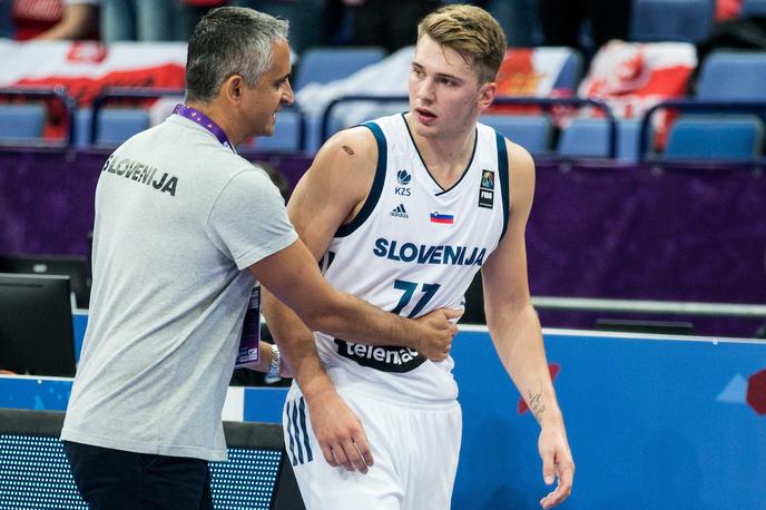 Igor Kokoškov Luka Dončič | Igor Kokoškov in Luka Dončić sta prvič sodelovala v slovenski reprezentanci leta 2017 in se skupaj veselila naslova evropskih prvakov. | Foto Vid Ponikvar