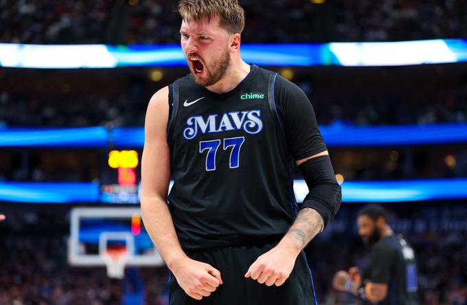 Luka Dončić je fantastično vstopil v drugi polčas in popeljal Dallas do velike prednosti. | Foto: Reuters