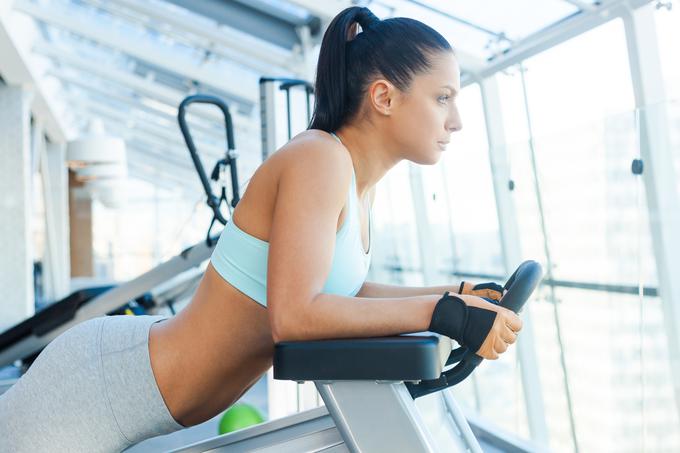 Ob sklenitvi pogodbe s fitnes studiem pozorno preberite drobni tisk. | Foto: Thinkstock