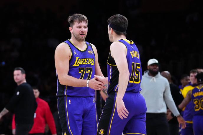 Austin Reaves Luka Dončić | Luka Dončić je navdušen nad Austinom Reavesom. | Foto Reuters