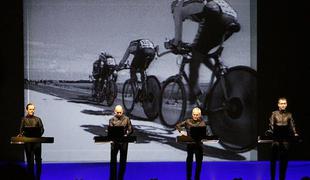 Kraftwerk iz MoME v Tate Modern